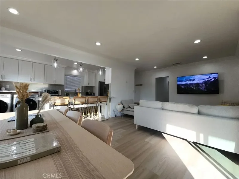 9272 Cerritos Avenue, Orange, California, United States. - Photo 42