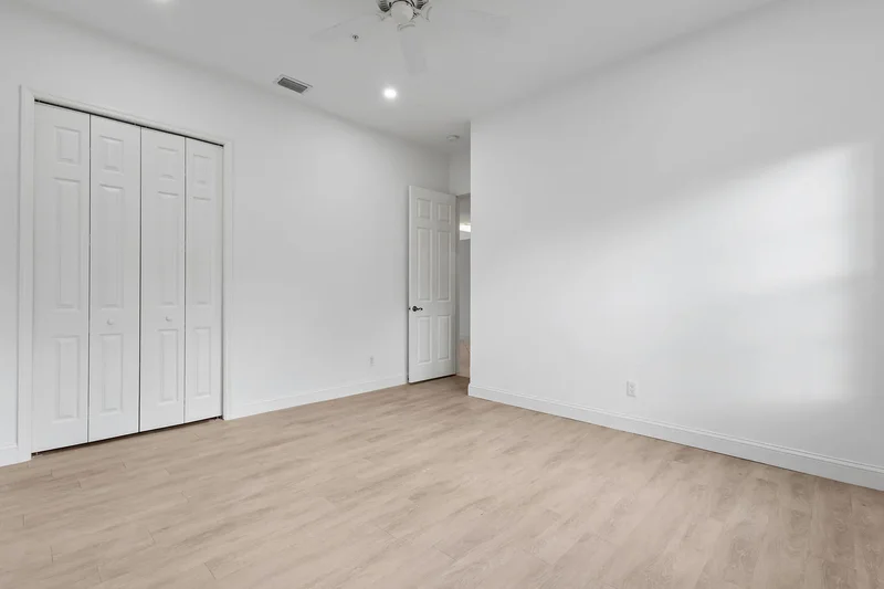 1319 Egrets Landing , 204, Naples, FL 34108, Naples, Florida, United States. - Photo 14
