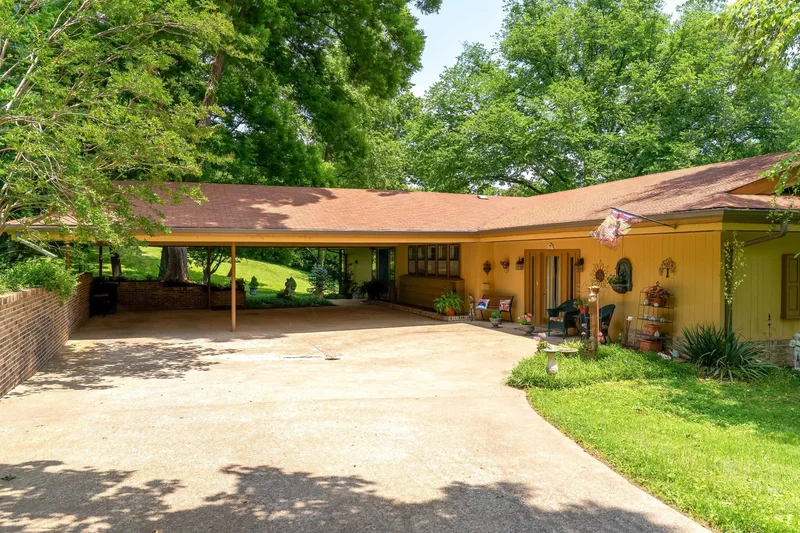 706 Washington Ave, Mount Pleasant, TN 38474, Mount Pleasant, Tennessee, United States. - Photo 6