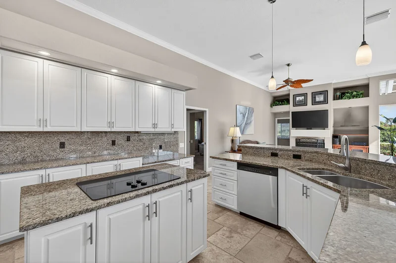 24991 Goldcrest Drive, Bonita Springs, FL 34134, Bonita Springs, Florida, United States. - Photo 18