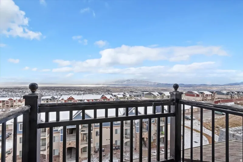 1013 W SEASONS VIEW CT N, Lehi, UT 84043, Lehi, Utah, United States. - Photo 3