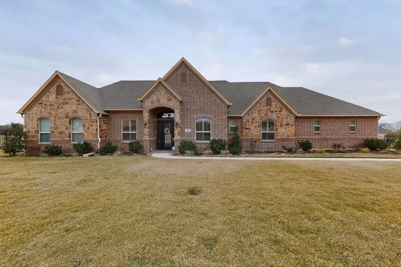 3 Bedrooms Single Family Detached