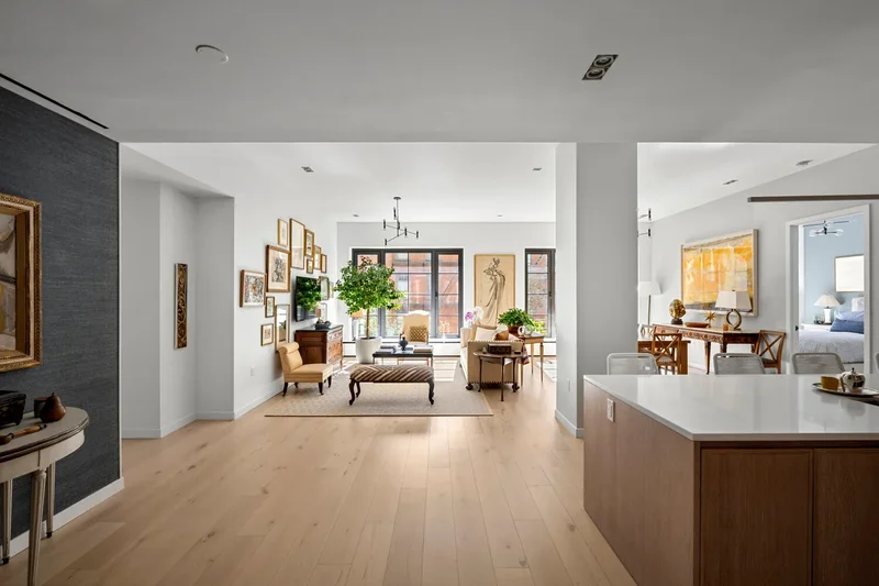 Dorian Chelsea, 225 W 17TH ST, New York, New York, United States. - Photo 4