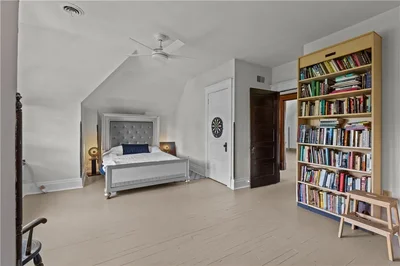 Thumbnail 17