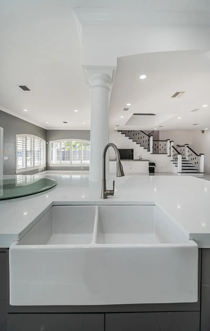7942 3rd Ave S, St Petersburg, FL 33707, St. Petersburg, Florida, United States. - Photo 52