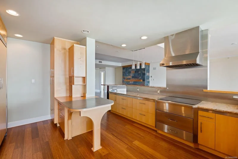 21 Dallas Rd 821, Victoria, British Columbia, Canada. - Photo 43