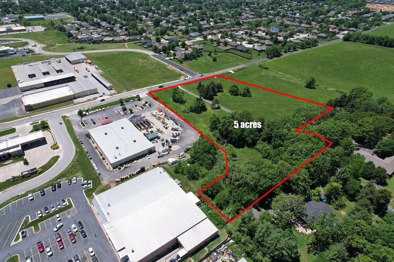 000 W Northview, Nixa, MO 65714, Nixa, Missouri, United States. - Photo 6