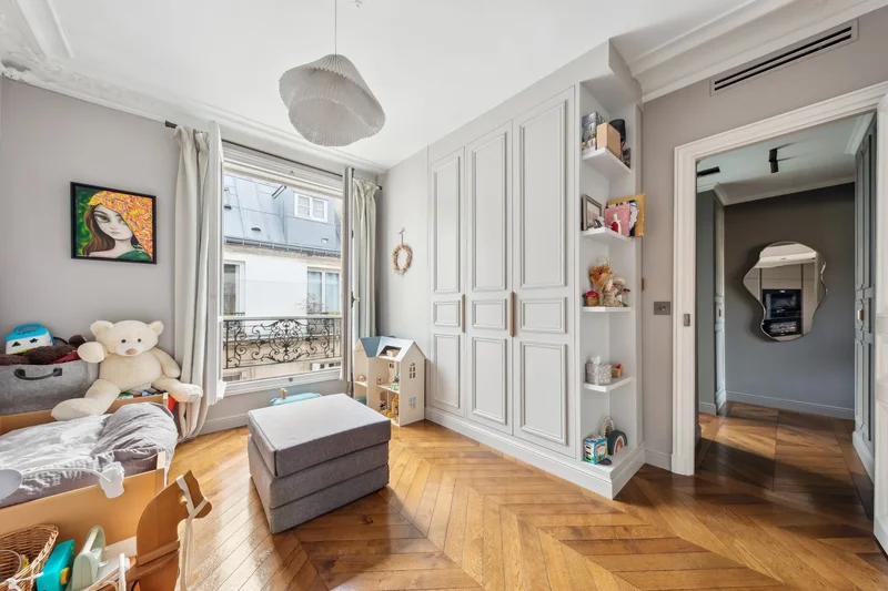 PARIS, J 75009, Paris, Île-de-France, France. - Photo 18