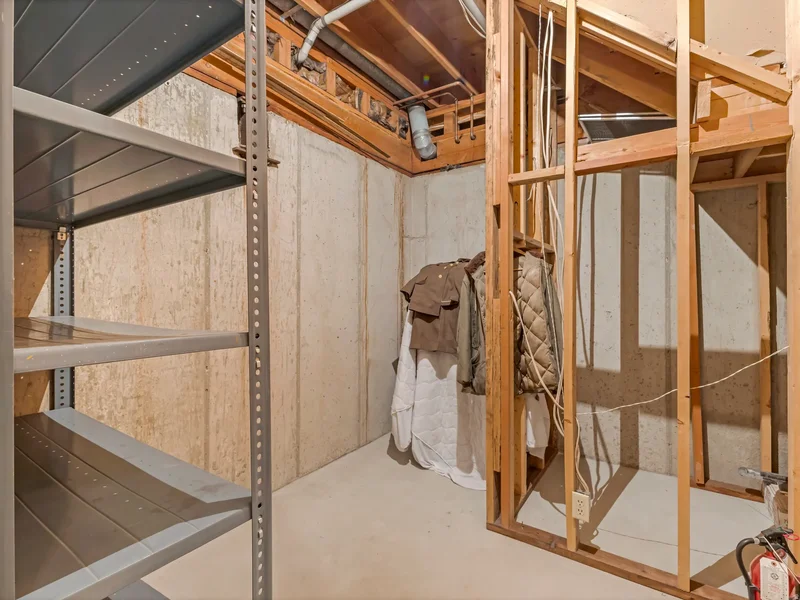 8585 S MT MAJESTIC RD E, Sandy, Utah, United States. - Photo 13