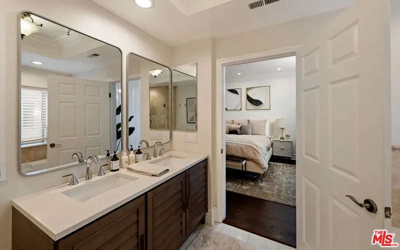 10364 Almayo Ave, Los Angeles, California, United States. - Photo 23