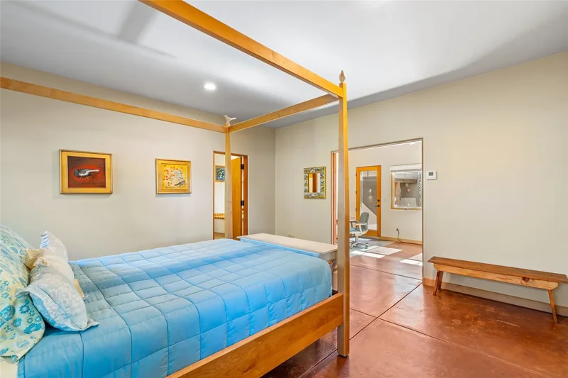 12 Calle Cabito , Santa Fe, NM 87508, Santa Fe, New Mexico, United States. - Photo 32