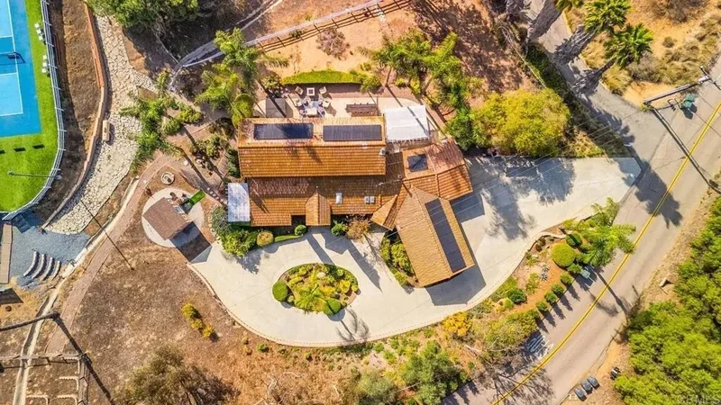 1569 Via Monserate, Fallbrook, California, United States. - Photo 1