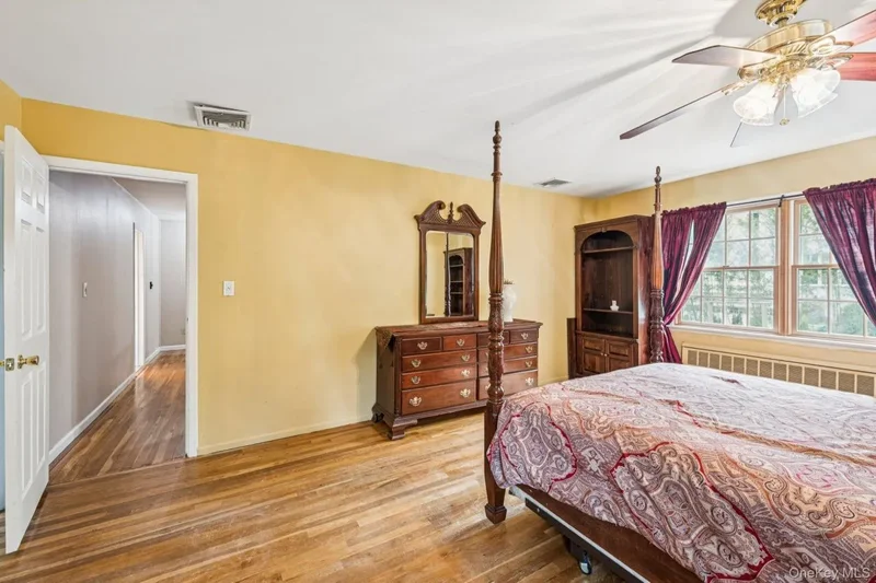 9 Princeton Drive, Plainview, NY, 11803, USA, Plainview, New York, United States. - Photo 15