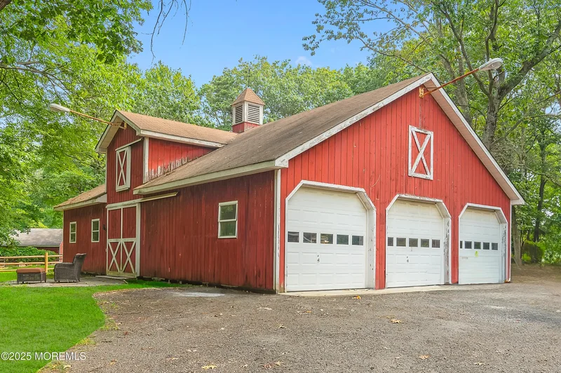377 Buckalew Road, Freehold Township, New Jersey, United States. - Photo 15