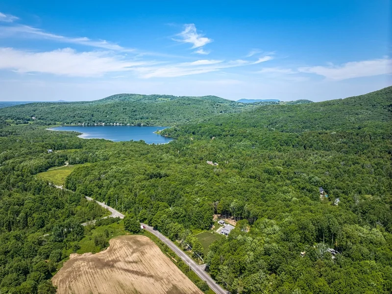 621 Ch. Miltimore, Bromont, Quebec, Canada. - Photo 87