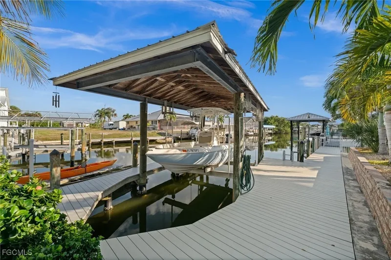 2392 Lemon Street, St James City, FL 33956, Saint James City, Florida, United States. - Photo 5