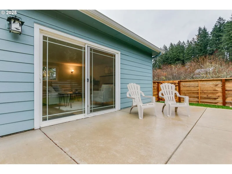 2984 Floral Hill Dr, Eugene, OR 97403, Eugene, Oregon, United States. - Photo 24