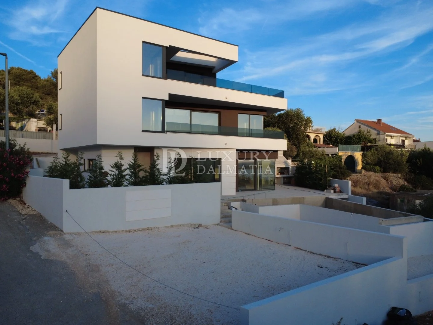 Gallery photo 3