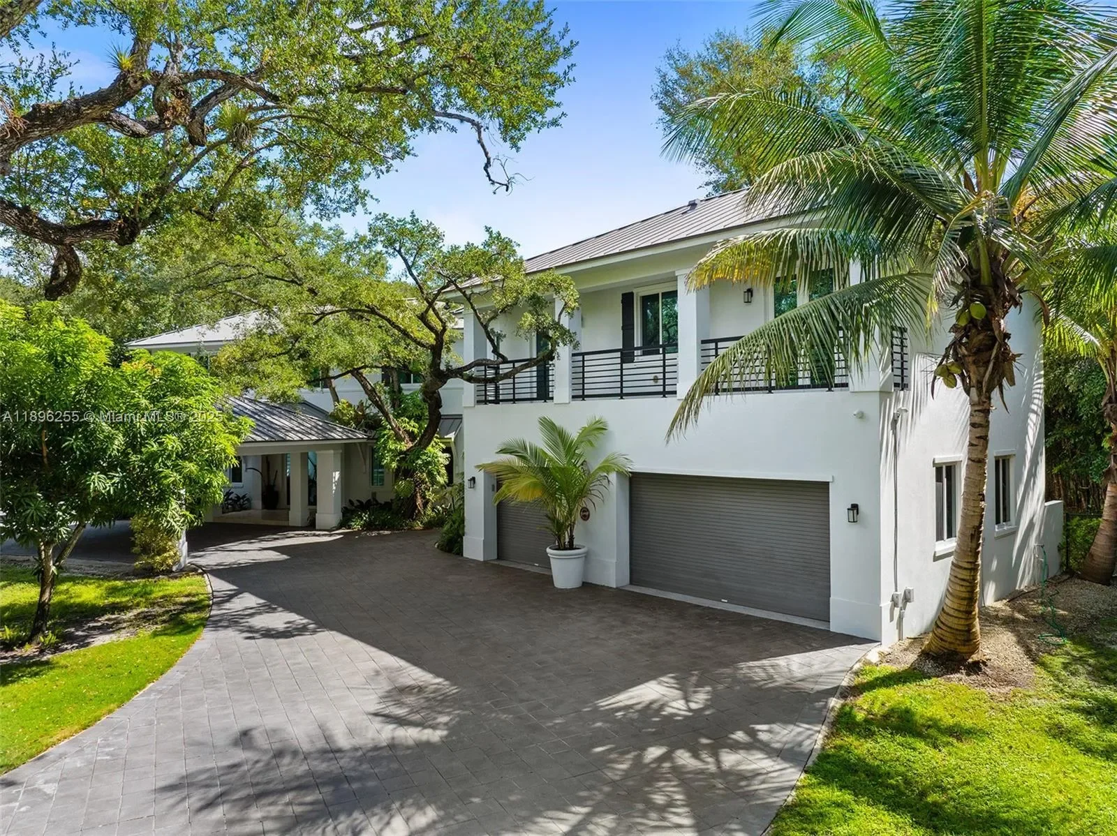 8923 Ludlam Rd., Coral Gables, Florida, United States. - Photo 54