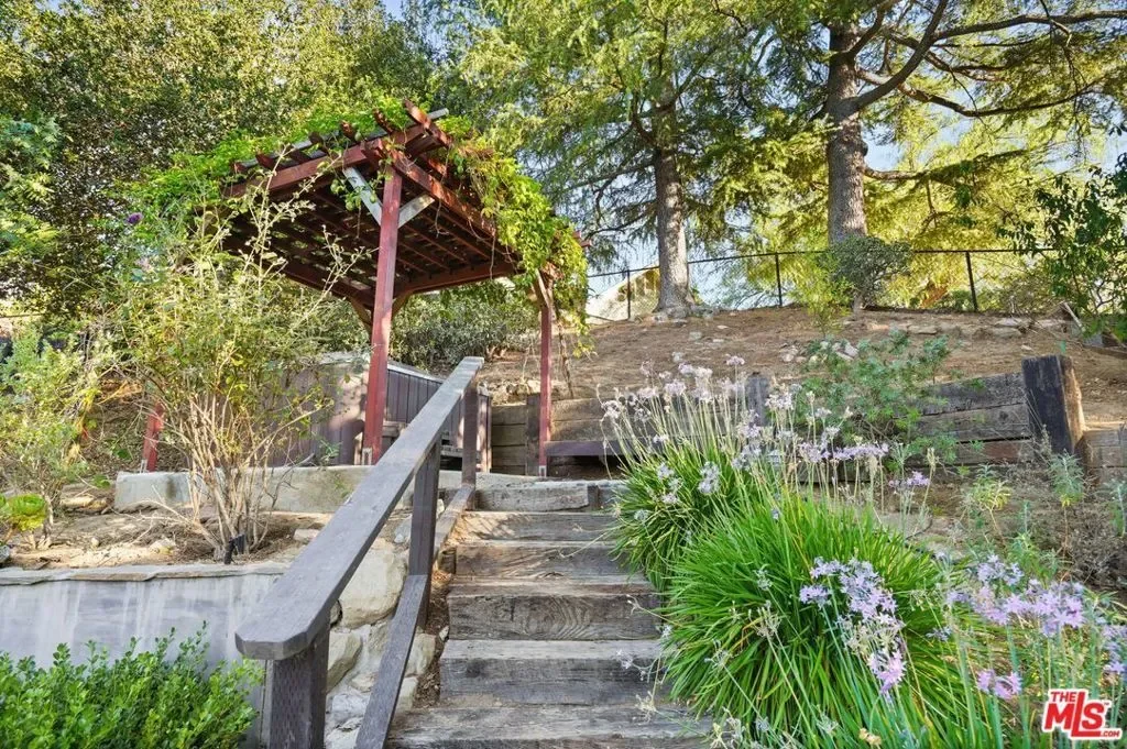 21956 Cereza Way, Topanga, California, United States. - Photo 11