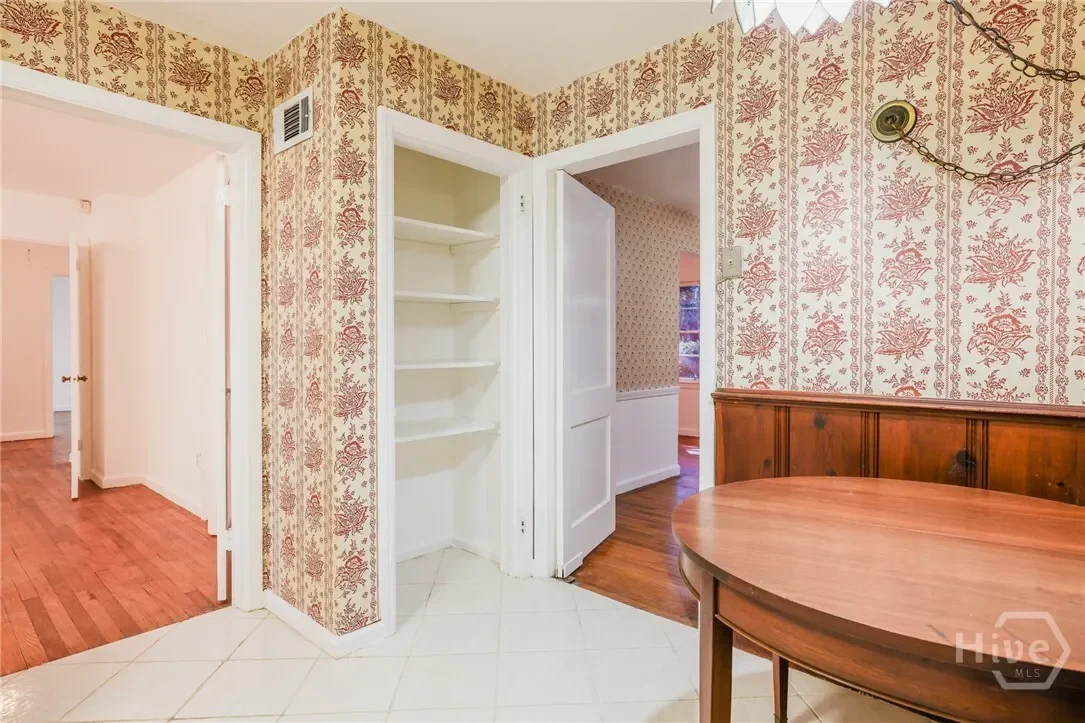 Gallery photo 6