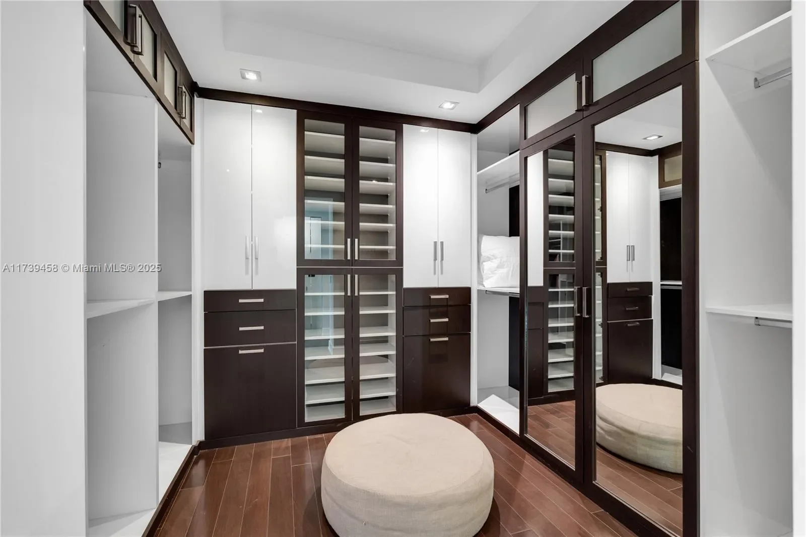300 Royal Plaza Dr, Fort Lauderdale, Florida, United States. - Photo 46