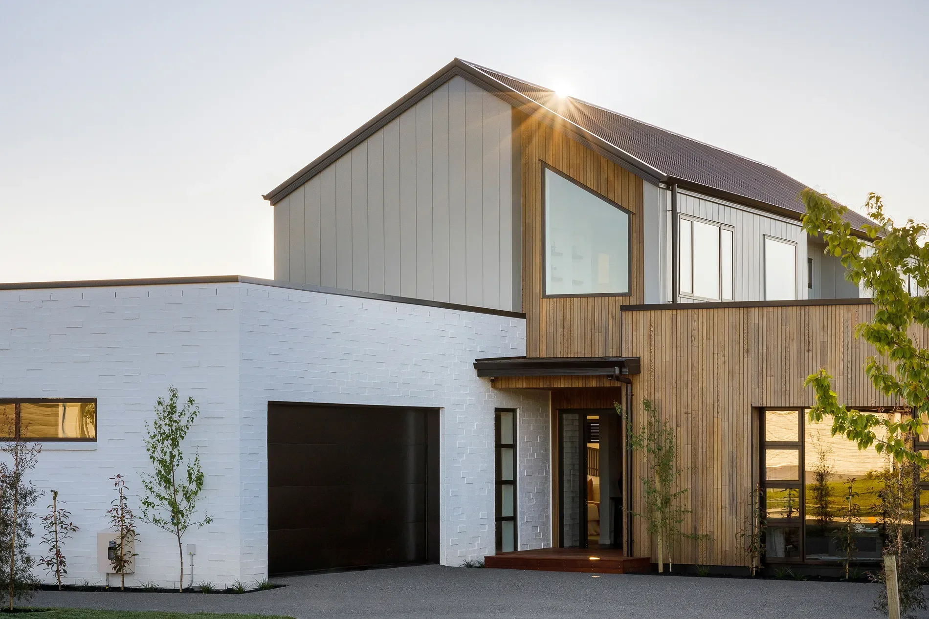 Exterior photo 2