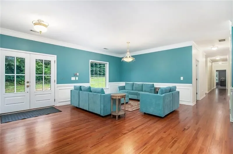 Gallery photo 2