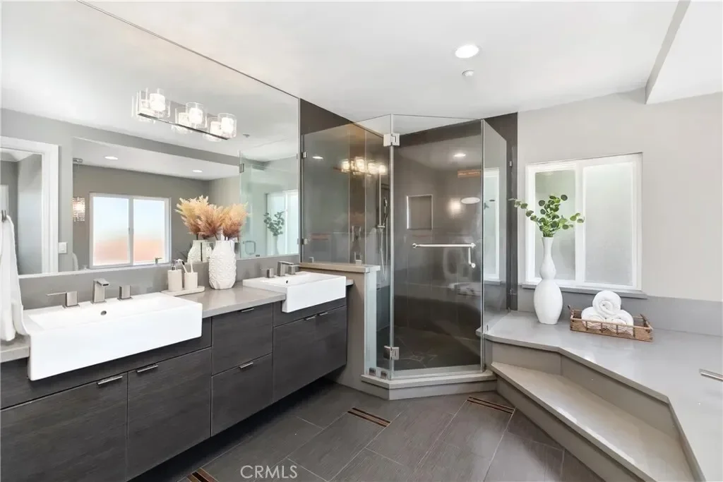 202 W Lemon Avenue, Arcadia, California, United States. - Photo 31