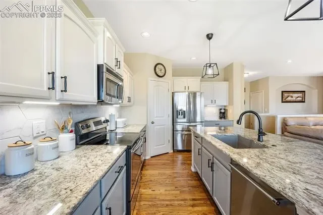 13901 Penfold Drive, Colorado Springs, Colorado, United States. - Photo 14