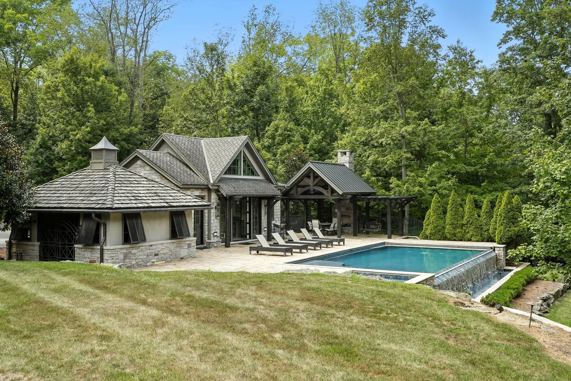 8501 Wolf Pen Branch Rd , Prospect, KY 40059, Prospect, Kentucky, United States. - Photo 42