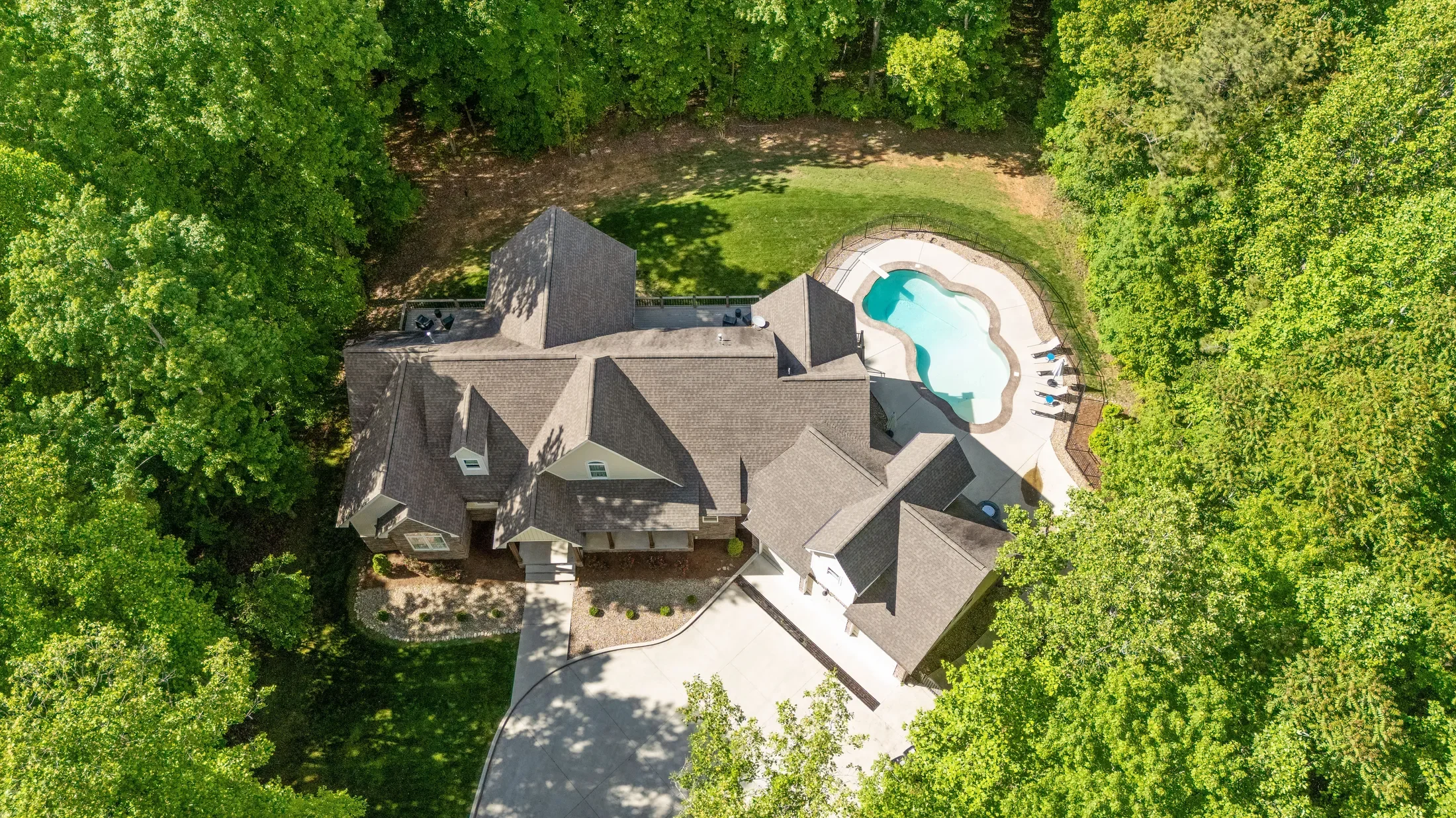 237 Lakemont Lane , Caryville, TN 37714, Caryville, Tennessee, United States. - Photo 39
