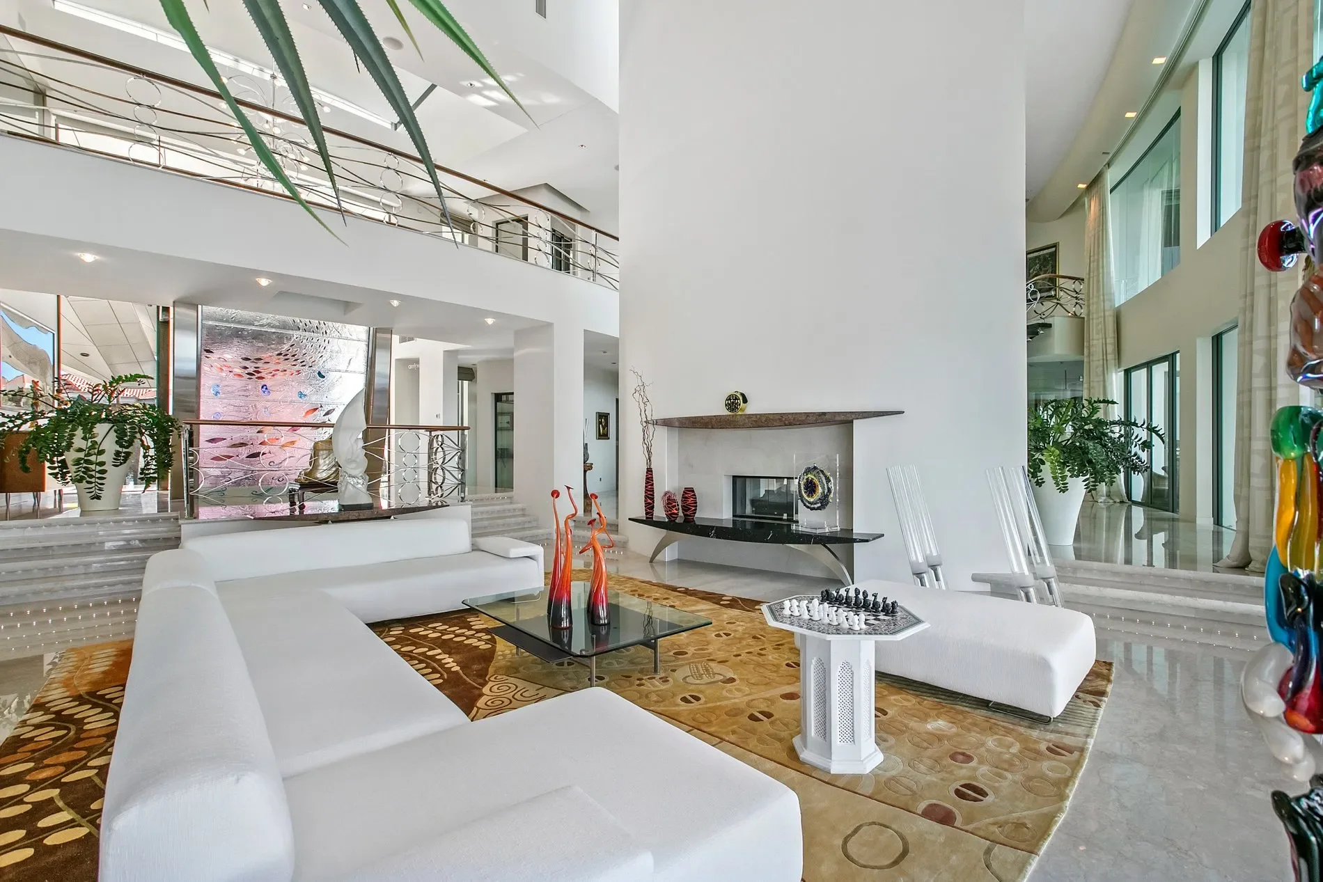 SOVEREIGN ISLANDS, King Arthurs Court, Paradise Point, Queensland, Australia. - Photo 12