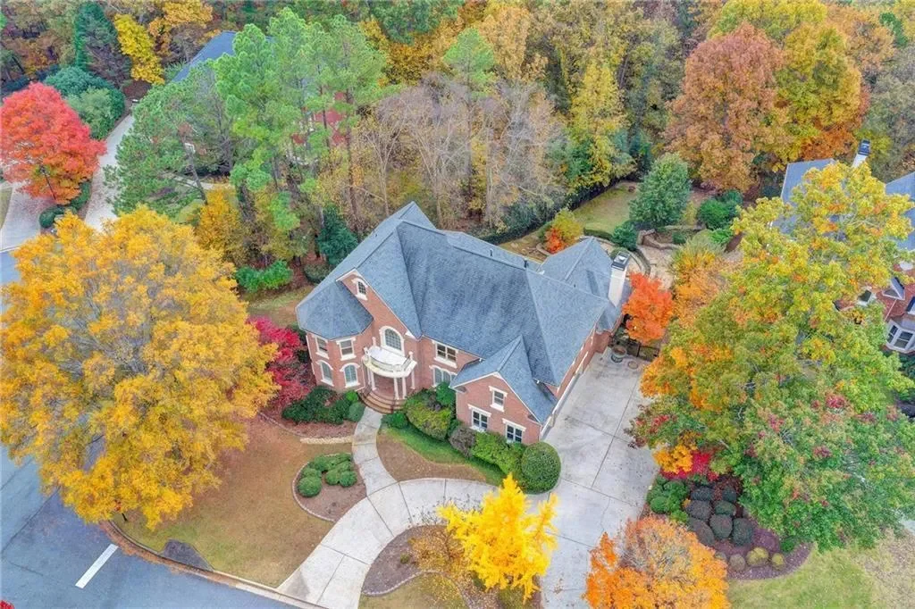 100 Nature Mill Court, Alpharetta, Georgia, United States. - Photo 60