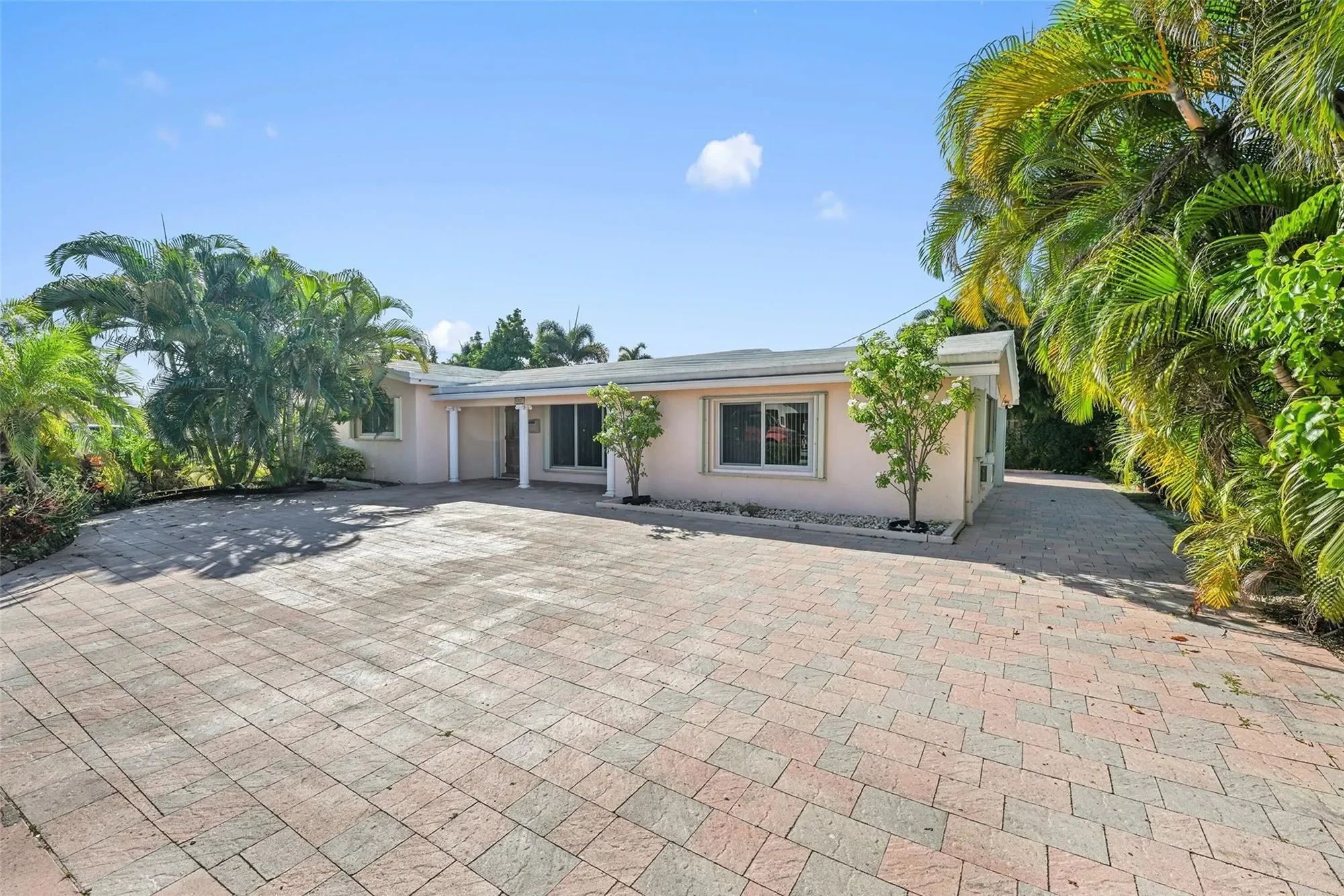 4521 Sea Grape Dr, Fort Lauderdale, Florida, United States. - Photo 3