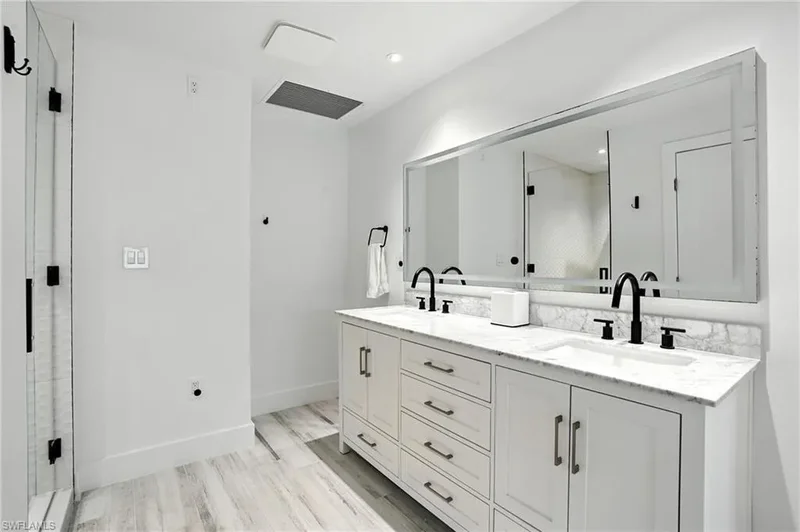 5 Glenview Manor DR, Fort Myers Beach, Florida, United States. - Photo 22