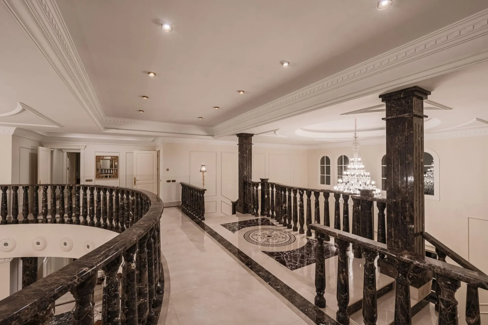 Gallery photo 4
