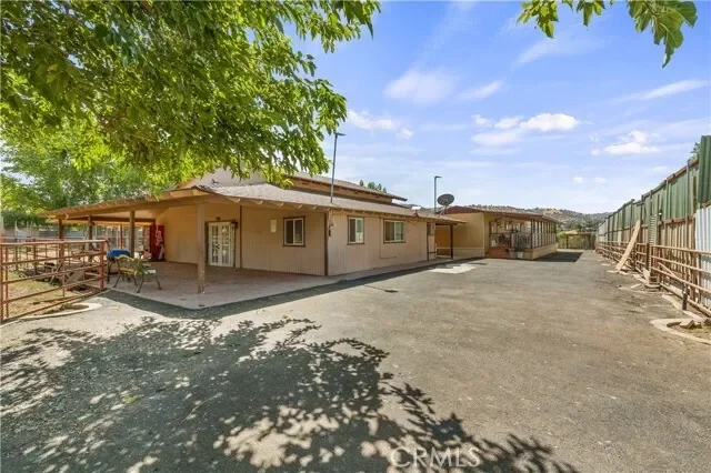 4 Bedrooms Other Residential