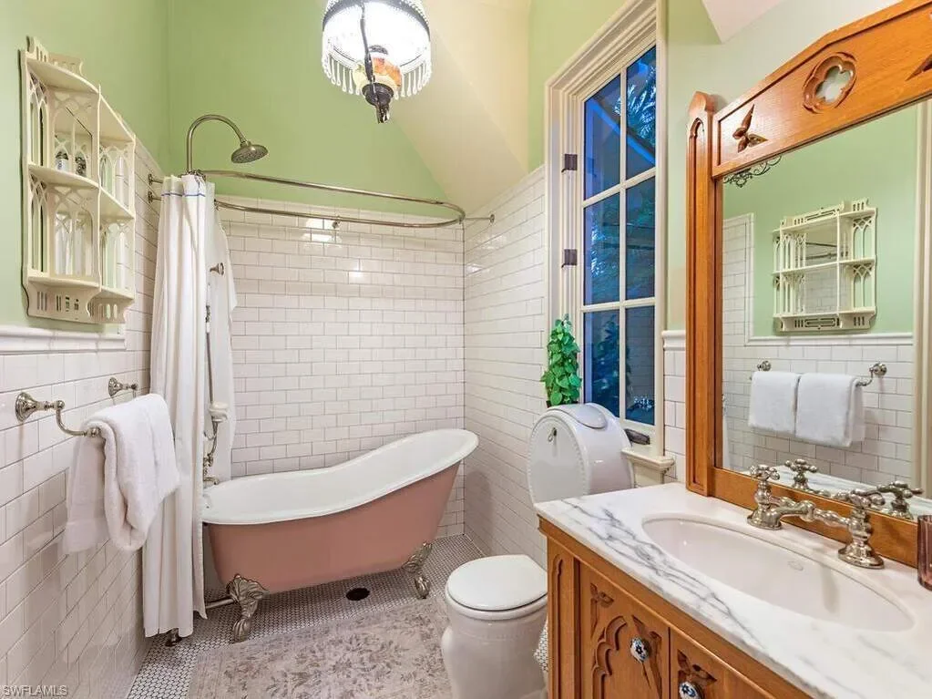 730 21st AVE, Naples, FL, 34102, USA, Naples, Florida, United States. - Photo 33