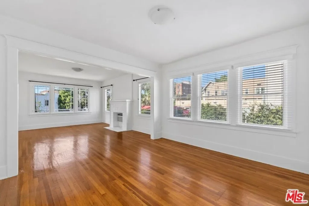 718 N Hoover Street, Los Angeles, California, United States. - Photo 4