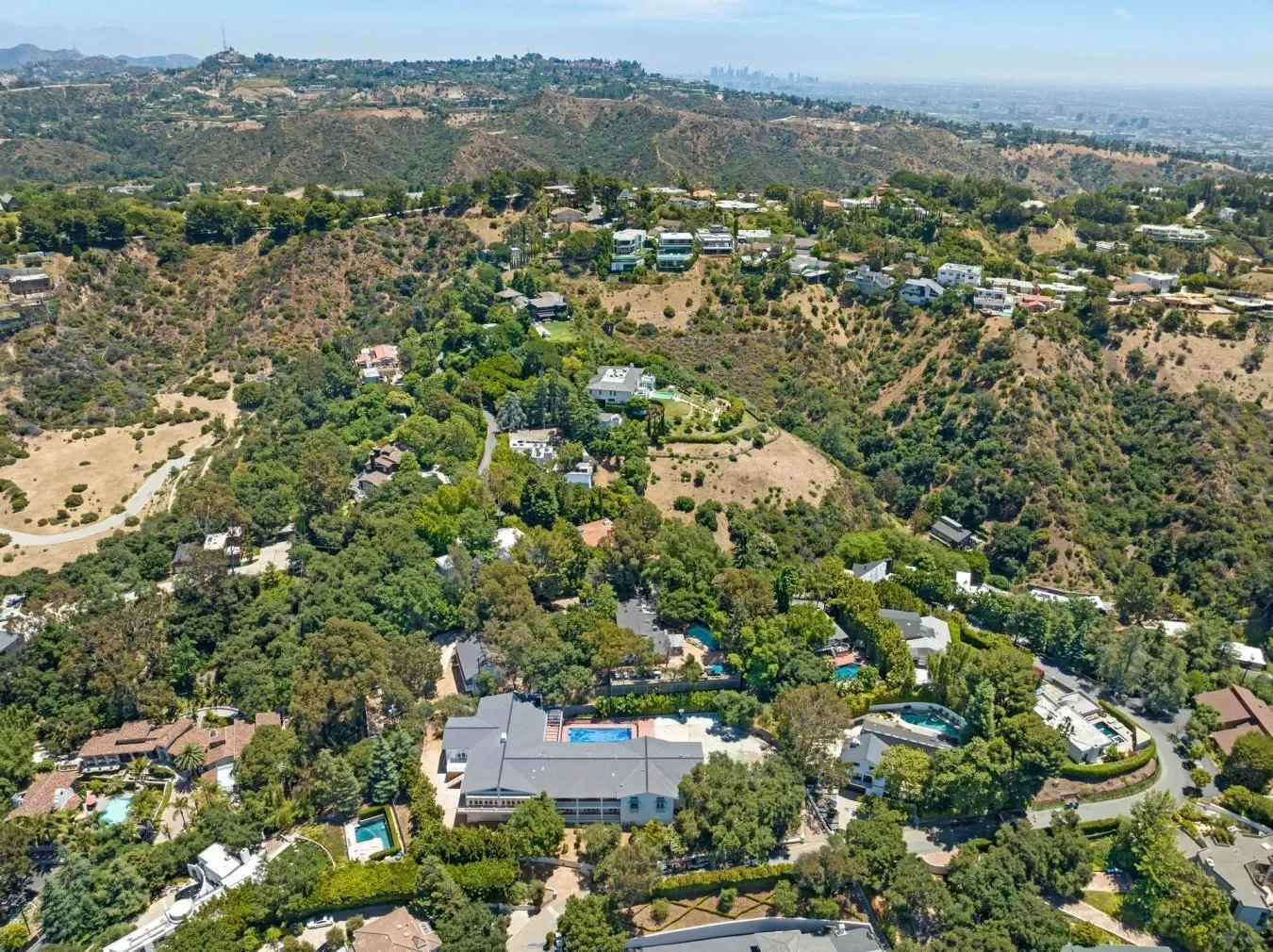 9669 Oak Pass Road, Beverly Hills, California, United States. - Photo 10