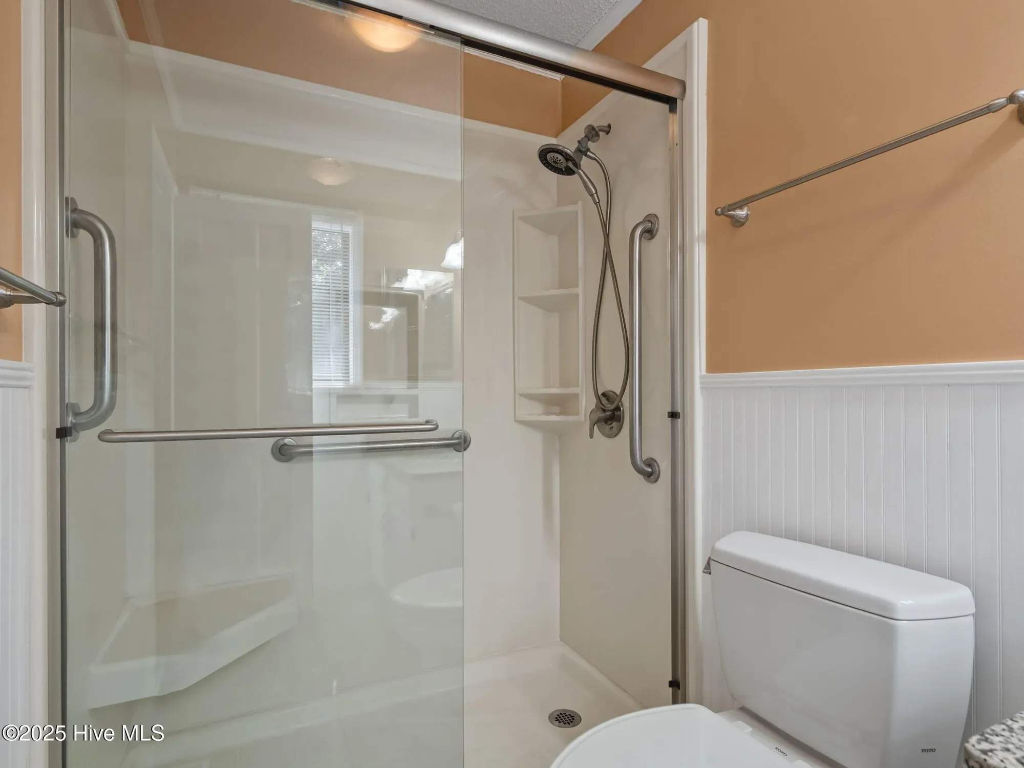 112 Page Place, Emerald Isle, North Carolina, United States. - Photo 20