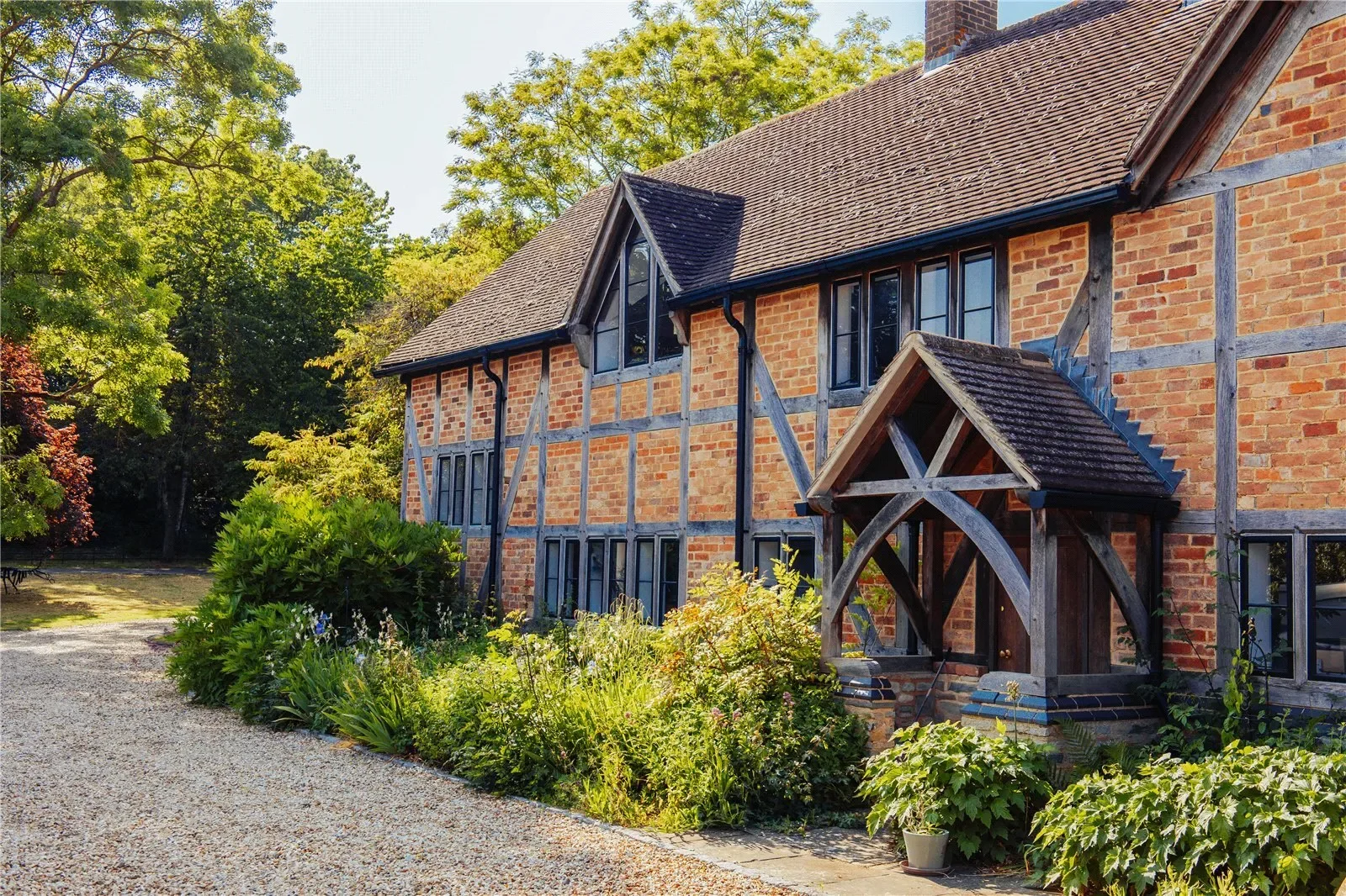 Exterior photo 3