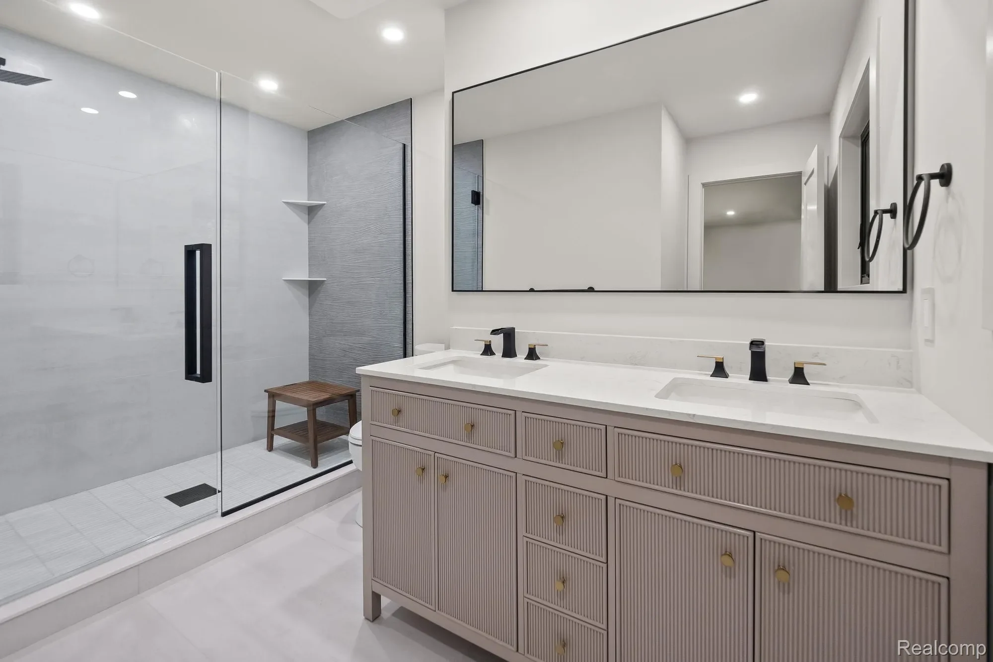 3539 Walbri Dr., Bloomfield Hills, MI 48304, Bloomfield Hills, Michigan, United States. - Photo 18