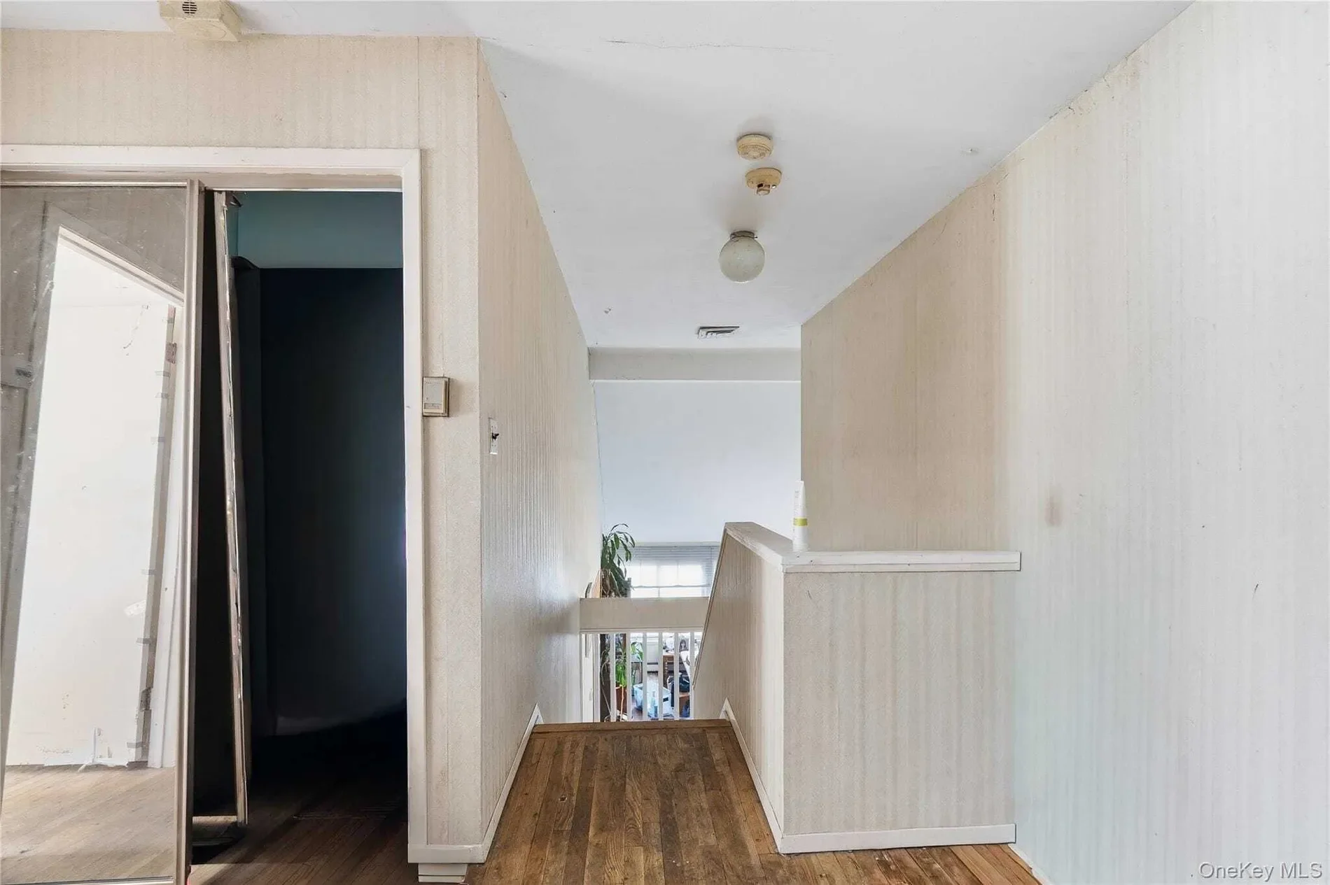 9 Beatrice Lane, Glen Cove, NY, 11542, USA, Glen Cove, New York, United States. - Photo 10