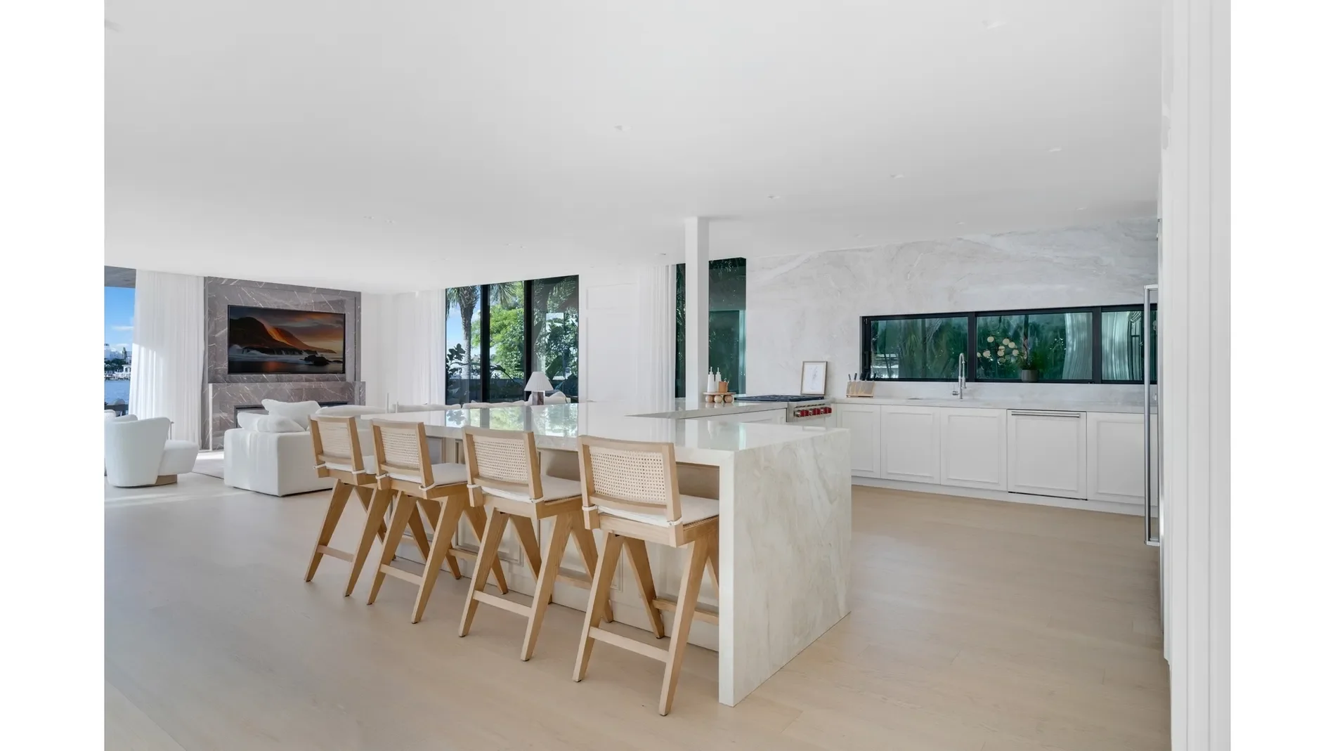 1165 N Biscayne Point Rd, Miami Beach, Florida, United States. - Photo 4