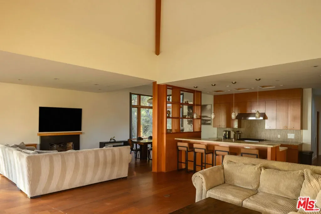 2937 Padaro Lane, Carpinteria, California, United States. - Photo 28