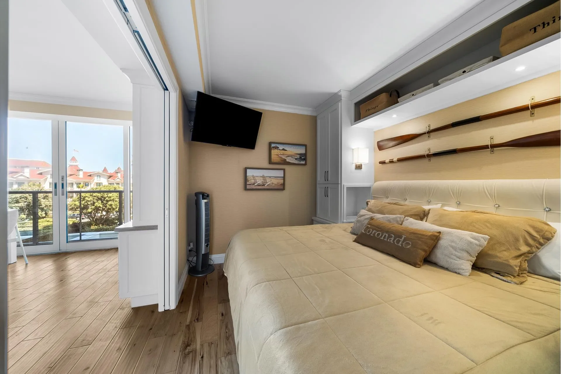 1720 Avenida Del Mundo, Coronado, California, United States. - Photo 2