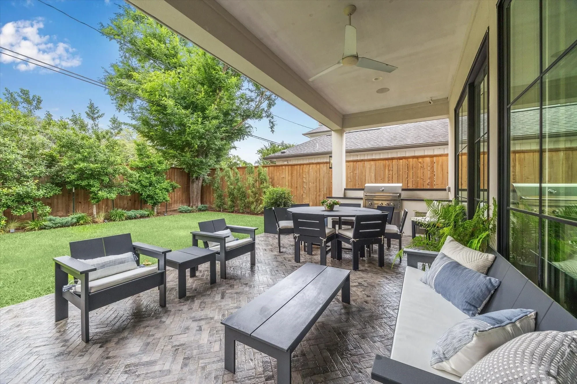 2224 North Boulevard, Houston, Texas, United States. - Photo 42