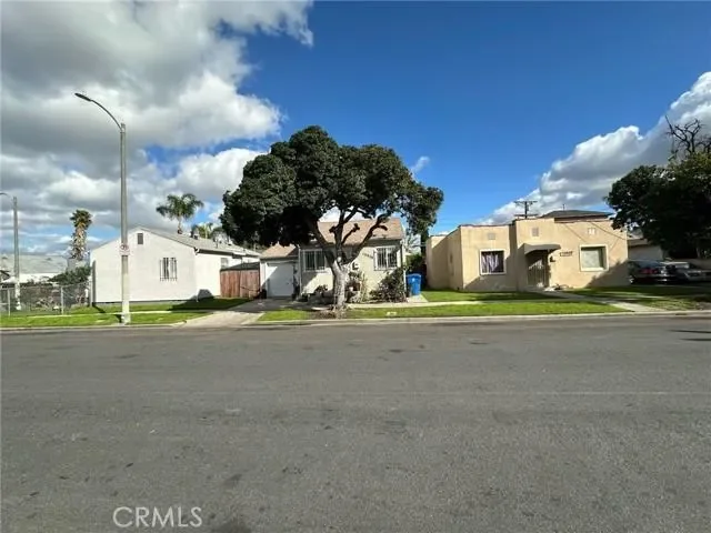 10904 S Spring, Los Angeles, CA 90061, Los Angeles, California, United States. - Photo 4